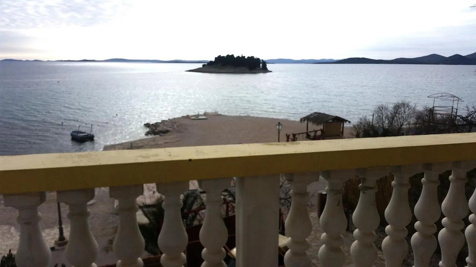 Affittacamere Beach House Punta Pakoštane